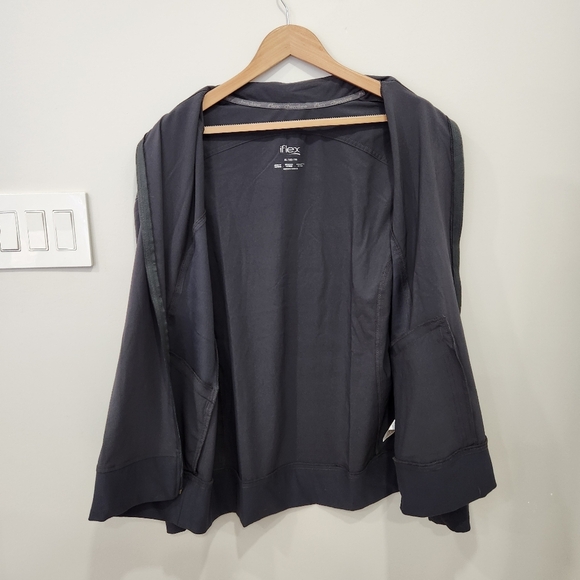 iFlex Zip Front Jacket with Knit Panels by Cherokee Scrubs Gray Womens Size XL - Picture 3 of 12